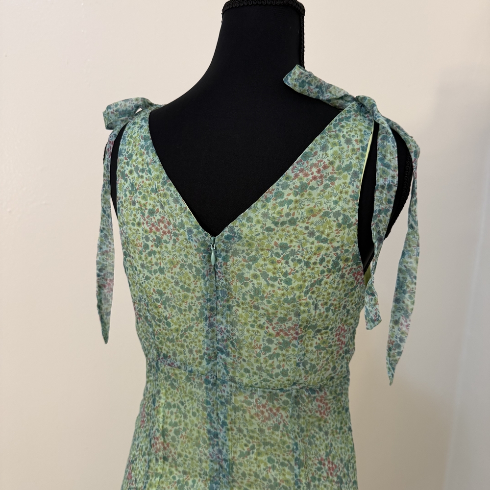 Floral Green Sleeveless Maxi Dress - Picture 3 of 12